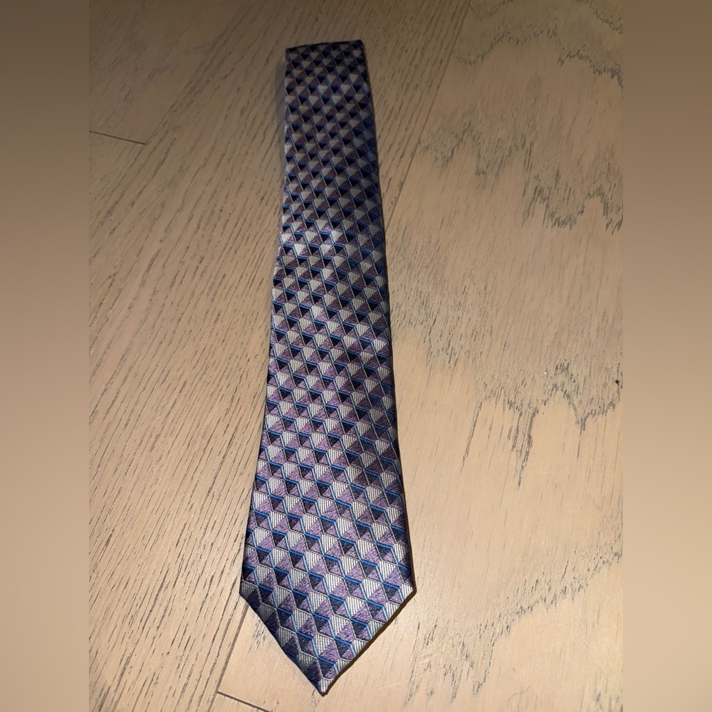 NWT Geometric Patterned Tie in Blue and Purple